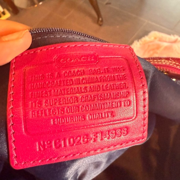 Rare 2000s Coach Laura Hobo Bag - Picture 4 of 7